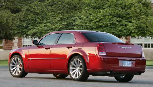 Back/Side of Chrysler 300C SRT-8 6.1 V8 Automatic, 432hp, 2010 