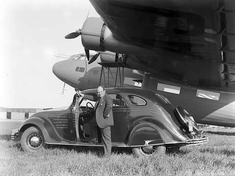 Bak/Sida av Chrysler Airflow Sedan 6.5 Manuell, 124hk, 1934 