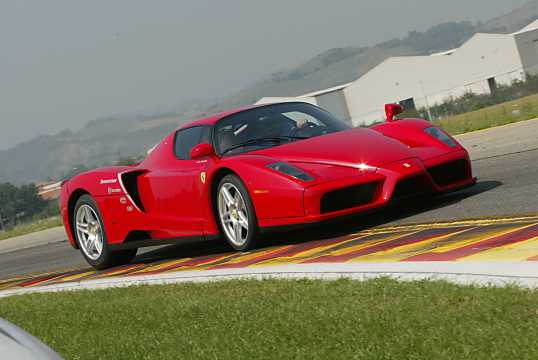 Front/Side  of Ferrari Enzo 6.0 V12 Semi-Automatic, 660hp, 2002 