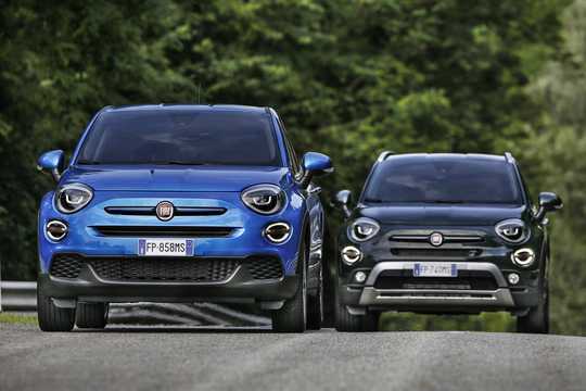 Front  of Fiat 500X 2019 