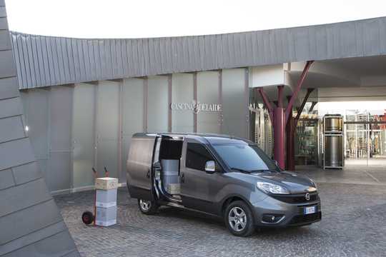 Fram/Sida av Fiat Doblò Van 0.7 t 2015 