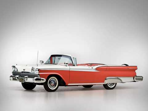 Front/Side  of Ford Fairlane 500 Skyliner 1959 