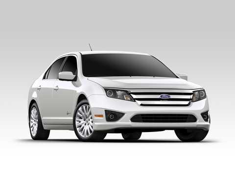 Front/Side  of Ford Fusion Hybrid E-CVT, 193hp, 2010 