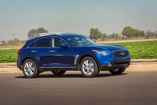 Front/Side  of Infiniti QX70 3.7 V6 AWD Automatic, 320hp, 2014 