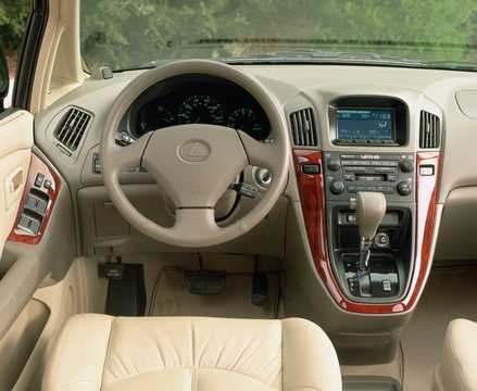 Interior of Lexus RX 300 3.0 V6 Automatic, 204hp, 2002 
