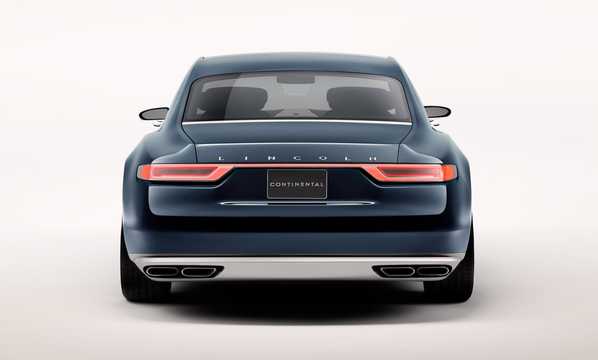 Back of Lincoln Continental Concept Concept, 2015 