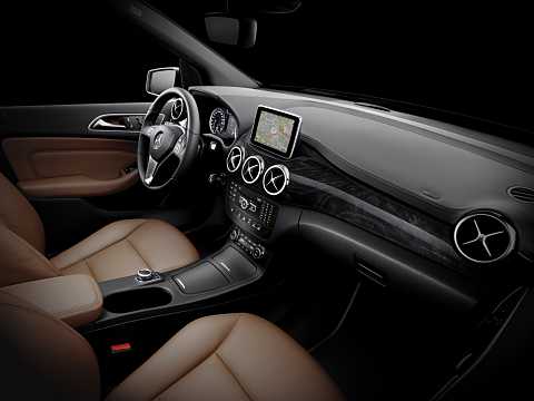 Interior of Mercedes-Benz B 200 CDI Manual, 136hp, 2014 