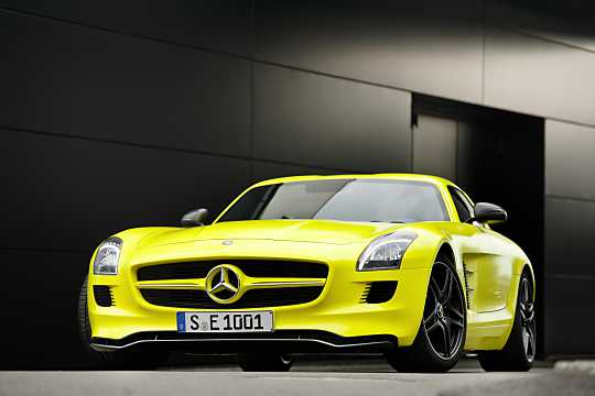 Front/Side  of Mercedes-Benz SLS AMG Coupé Electric Drive, 751hp, 2014 