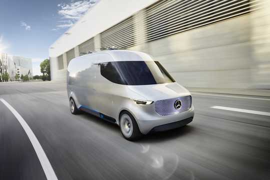Front/Side  of Mercedes-Benz Vision Van Electric, 102hp, 2016 