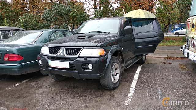 Mitsubishi Pajero Sport K90