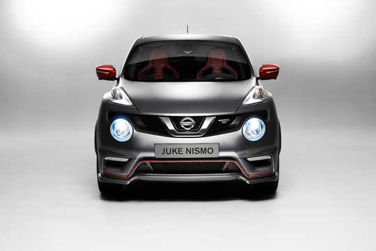 Front  of Nissan Juke Nismo RS Manual, 218hp, 2015 