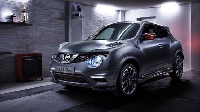 Front/Side  of Nissan Juke Nismo RS Manual, 218hp, 2015 