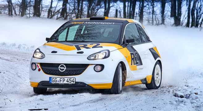 Fram/Sida av Opel Adam R2 1.6 Sekventiell, 190hk, 2016 