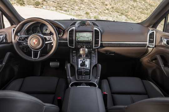 Interior of Porsche Cayenne S E-Hybrid TipTronic S, 416hp, 2015 