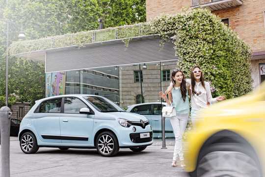 Front/Side  of Renault Twingo 2014 