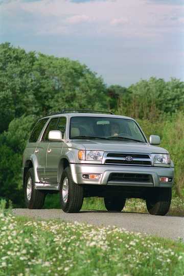 Front/Side  of Toyota 4Runner 2001 