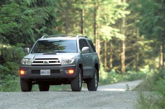 Fram/Sida av Toyota 4Runner 2003 