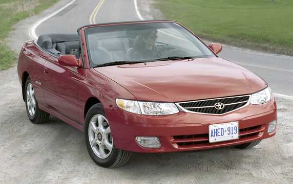 Front/Side  of Toyota Camry Solara Convertible 3.0 V6 Automatic, 203hp, 2001 
