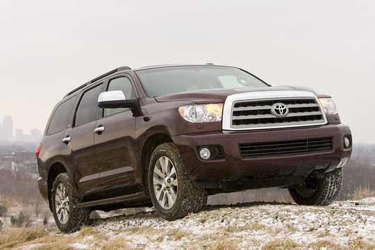 Front/Side  of Toyota Sequoia 5.7 V8 4WD Automatic, 386hp, 2009 