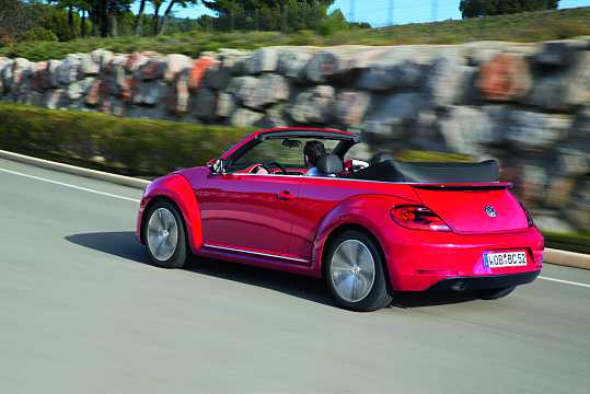 Bak/Sida av Volkswagen The Beetle Cabriolet 2013 