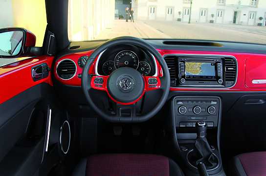 Interiör av Volkswagen The Beetle 2012 