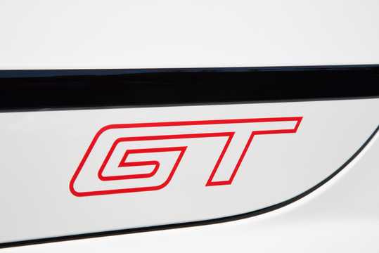 Close-up of Volkswagen Passat GT 3.6 VR6 FSI DSG Sequential, 284hp, 2017 