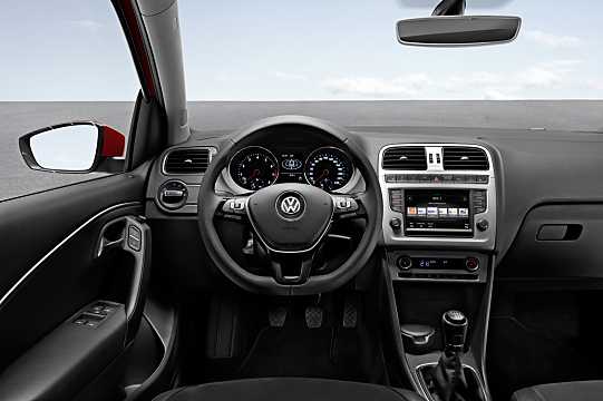 Interiör av Volkswagen Polo 5-dörrar 1.2 TSI Manuell, 90hk, 2015 