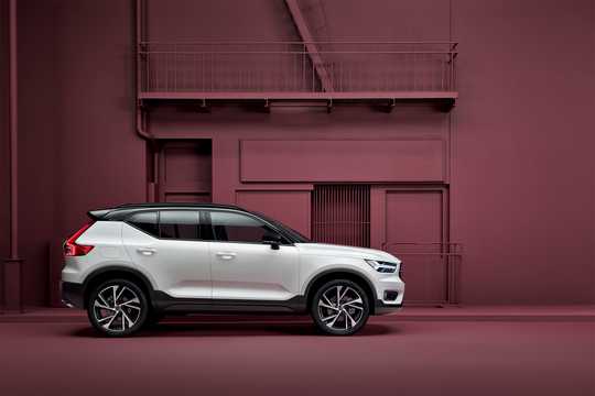Side  of Volvo XC40 T5 AWD Geartronic, 247hp, 2018 