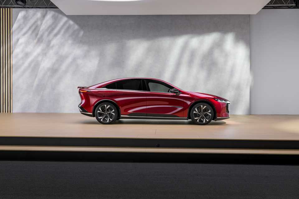 Mazda 6e
