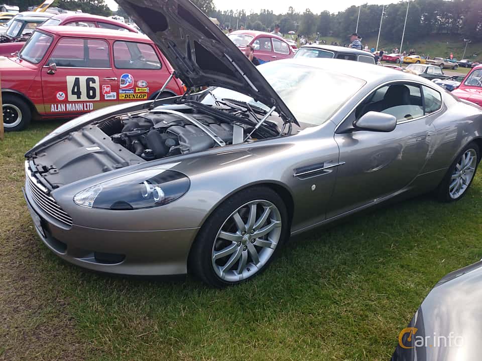Aston Martin DB9
