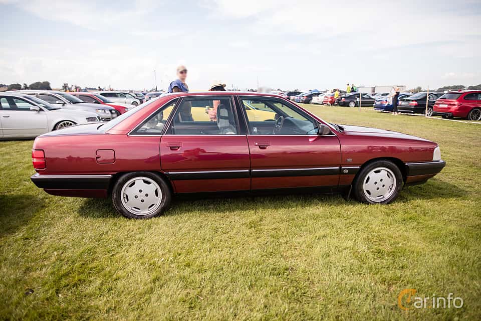 Audi 100