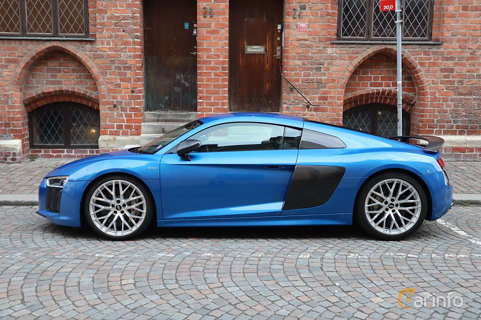 Audi R8