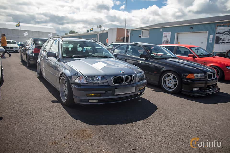 BMW 320i Touring Manual, 170hp, 2001