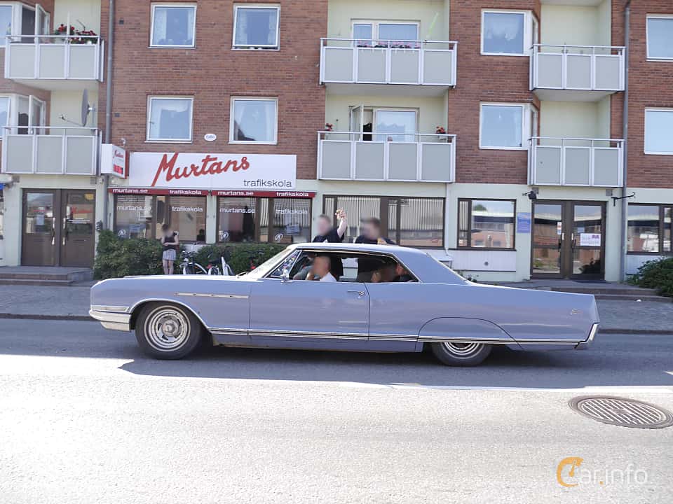 Buick Electra 225