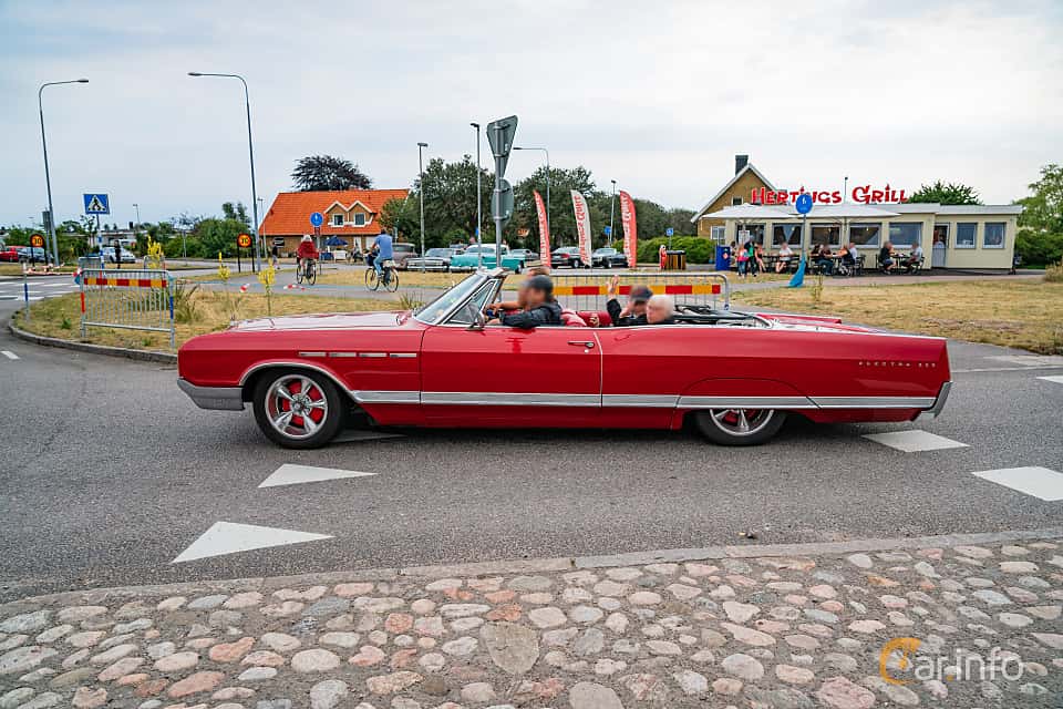 Buick Electra 225