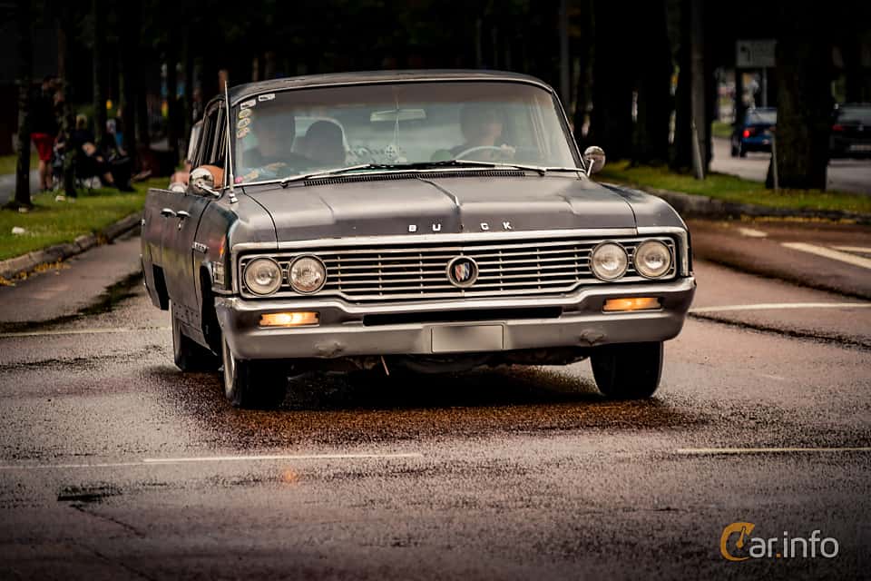 Buick Electra 225
