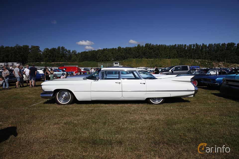 Cadillac DeVille