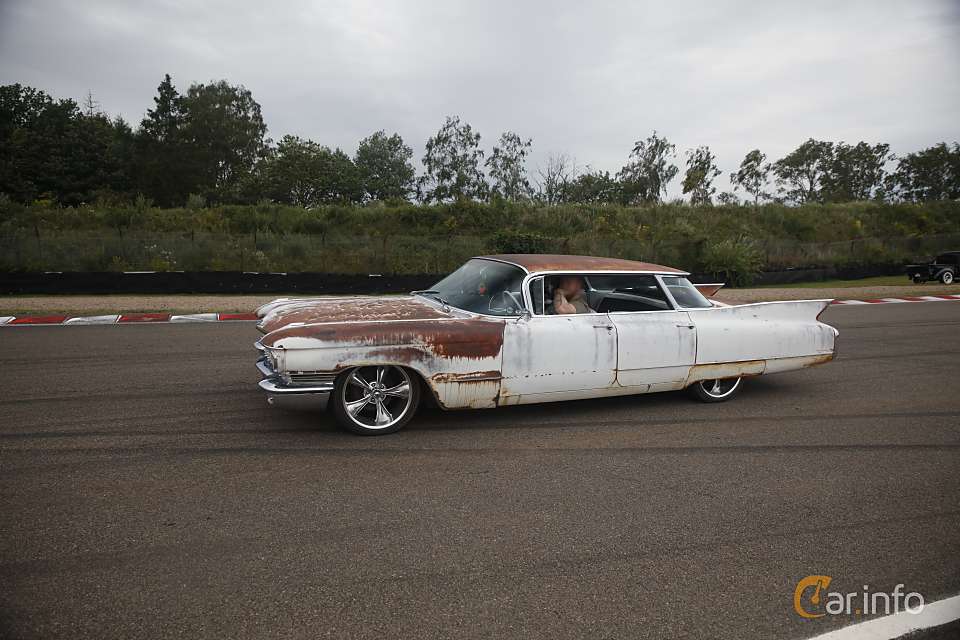 Cadillac DeVille