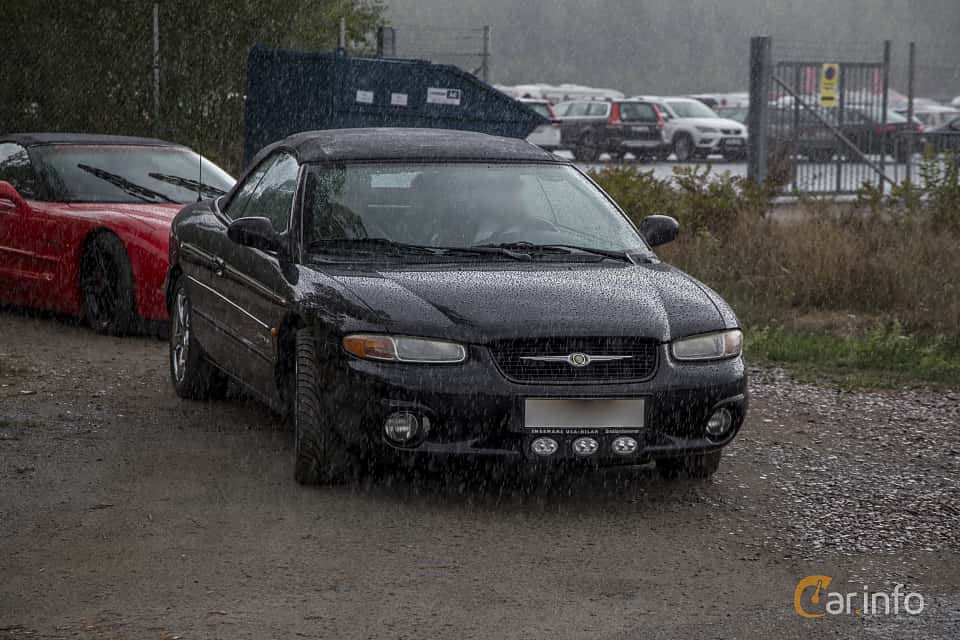 Chrysler Stratus