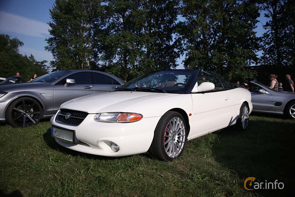 Chrysler Stratus