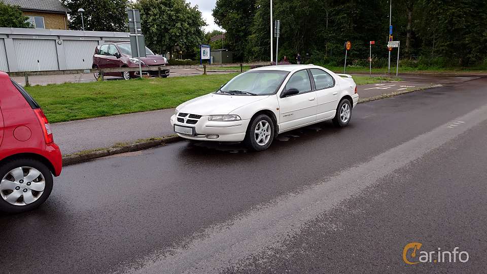 Chrysler Stratus
