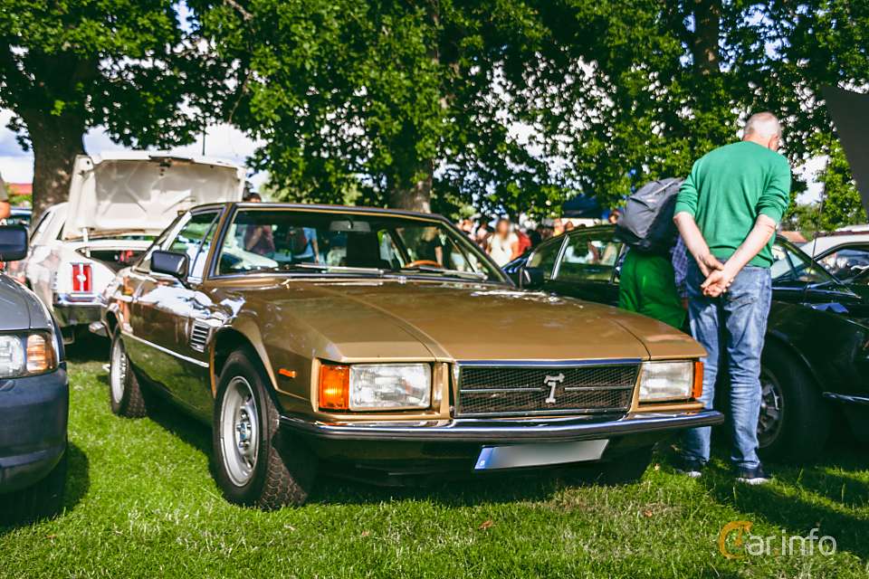 De Tomaso Longchamp