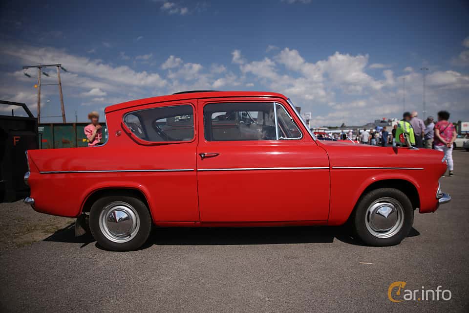 Ford Anglia Deluxe 1.0 Manuell, 39hk, 1962