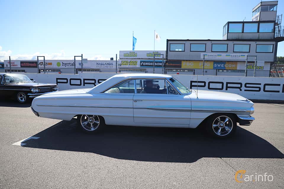 Ford Galaxie