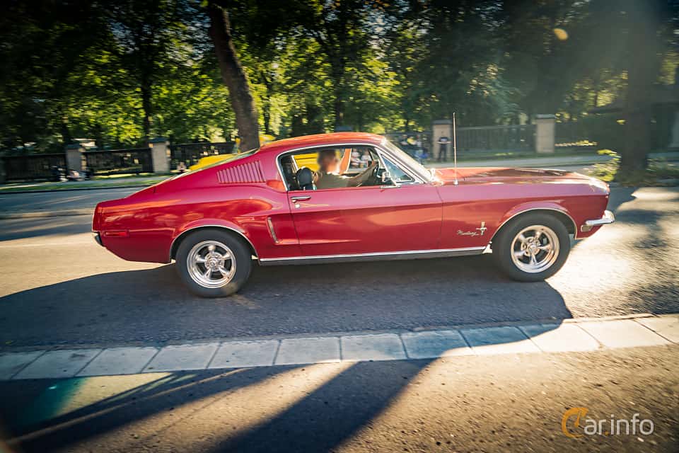 Ford Mustang Fastback 4.7 V8 SelectShift, 198hp, 1968