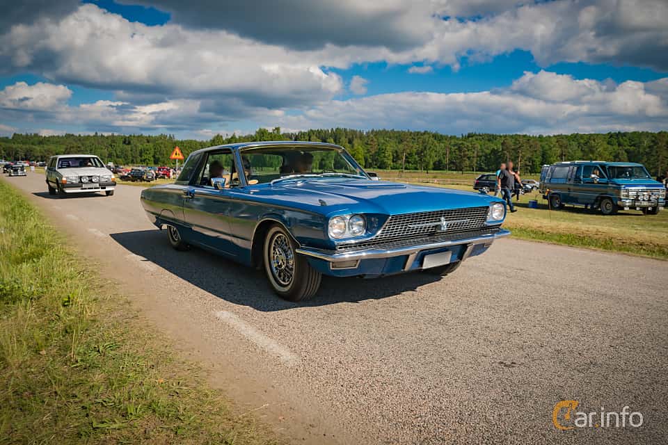 Ford Thunderbird