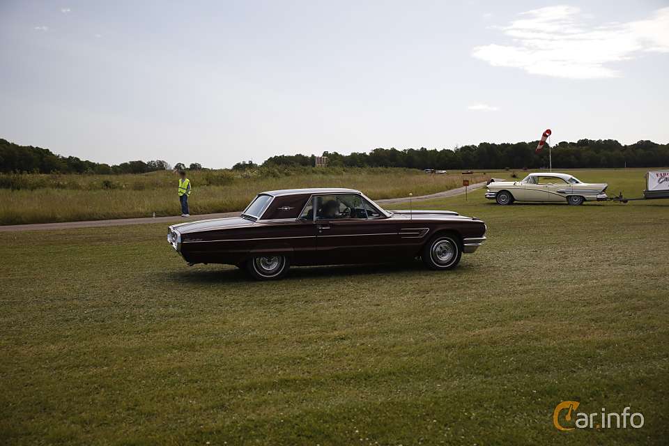 Ford Thunderbird