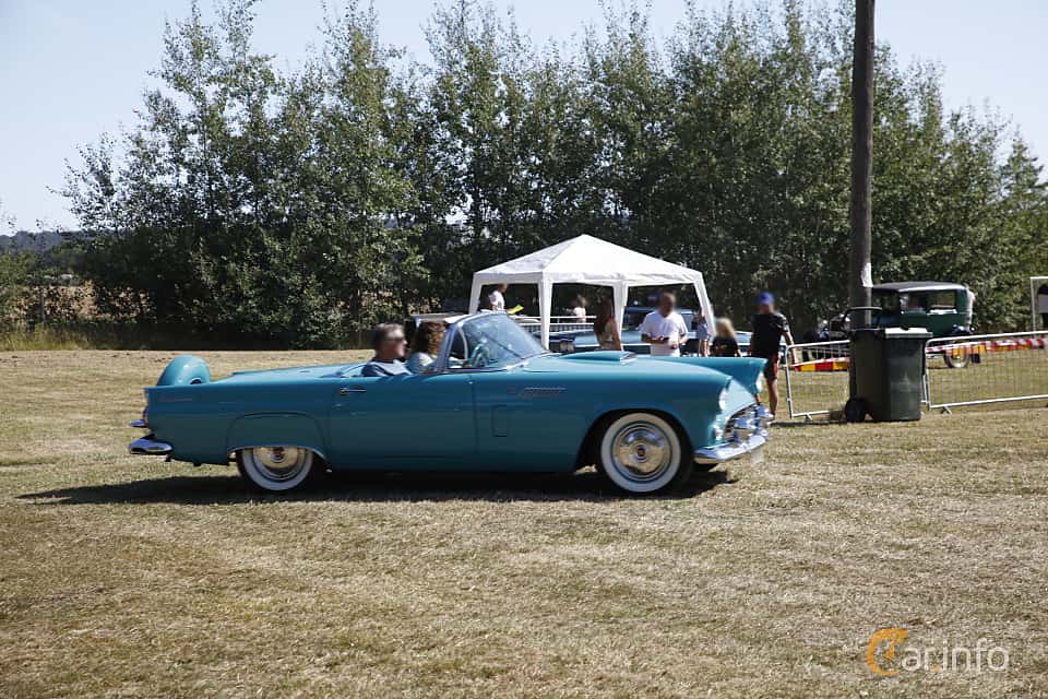 Ford Thunderbird