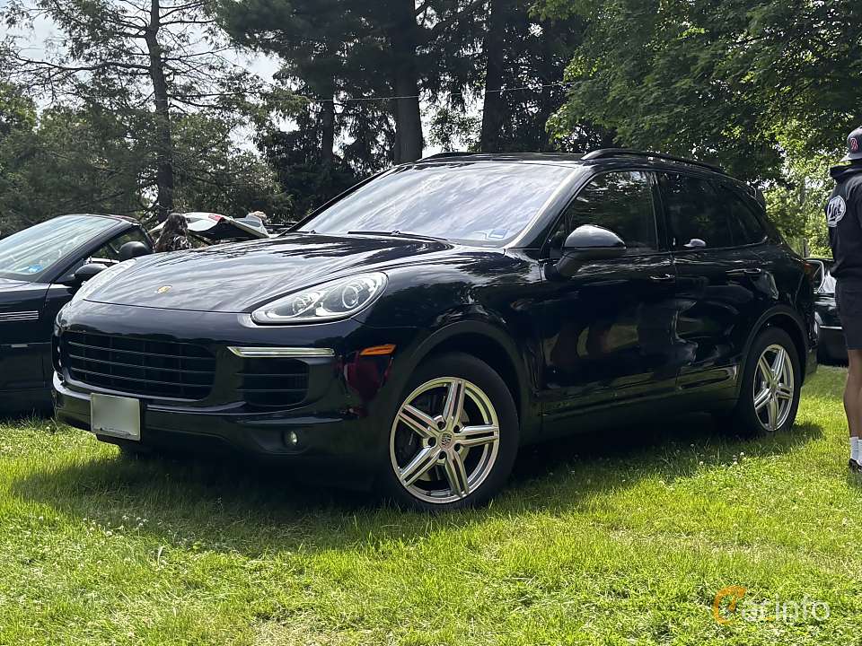 Porsche Cayenne (NA)