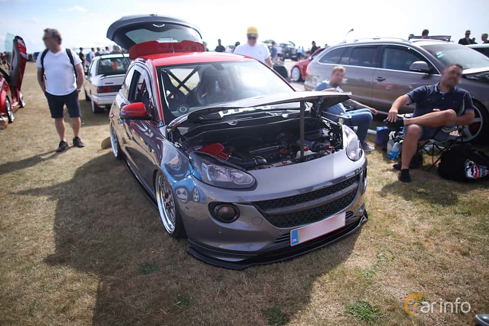 Opel Adam